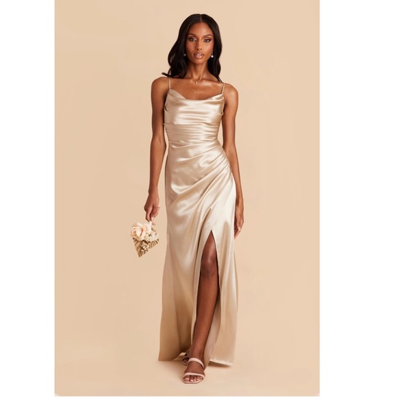 Elegant Gold Satin Evening Gown - Picture 1 of 3